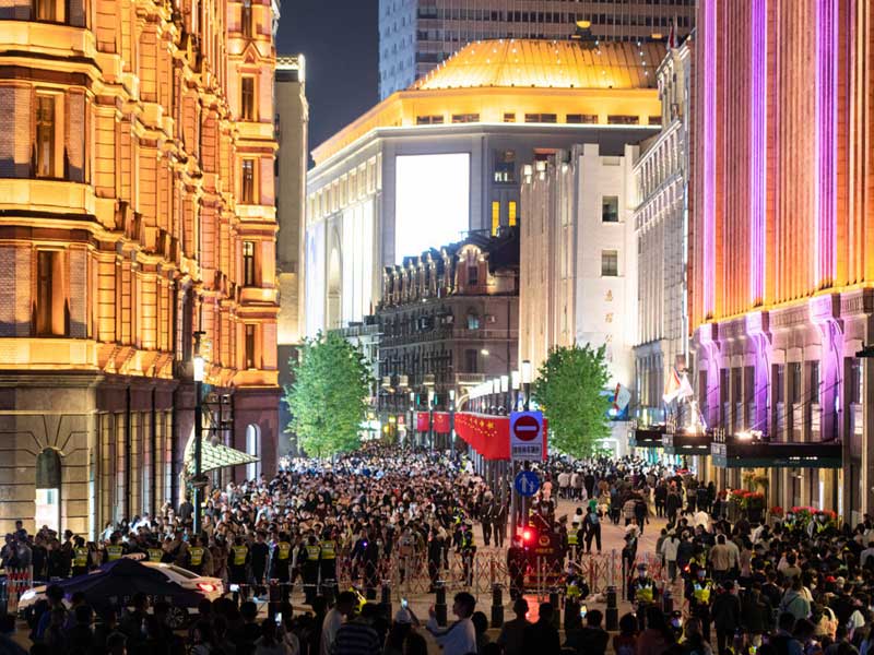 Shanghai Nanjinglu Pedestrian Street (Nanjing Road)