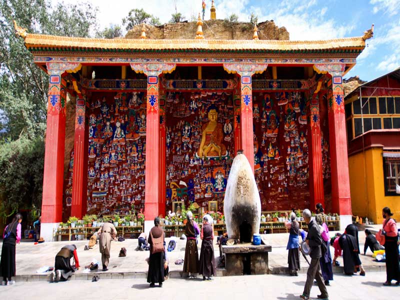 Lhasa Yaowang Mountain