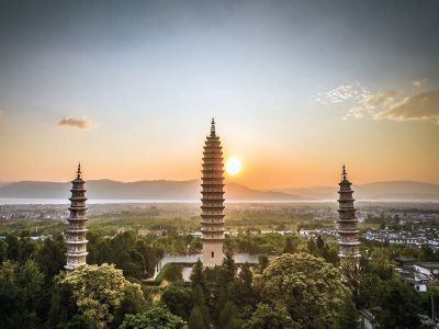 8 Days Yunnan Golden Triangle Discovery Tour to Kunming Dali Lijiang Shangri-La