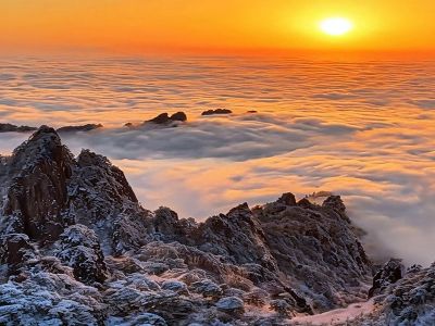 The Sunrise and Sunset of Huangshan Yellow Mountain
