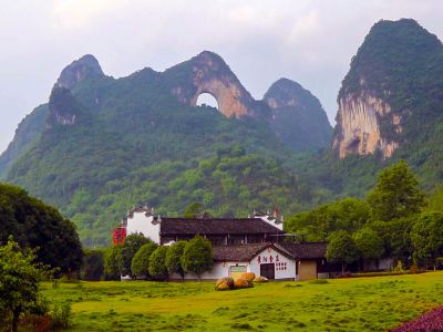 Yangshuo Moon Hill and Rock Climbing in Guilin