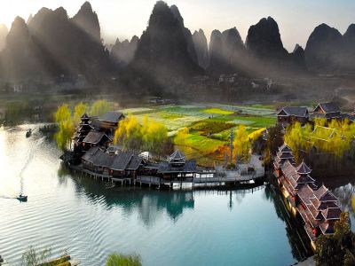 Yangshuo Shangri-la Shiwaitaoyuan Park