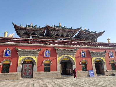 Xining Kumbum Monastery and Ta'er Temple in Qinghai