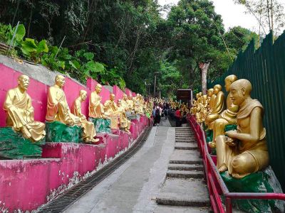 Ten Thousand Buddhas Monastery