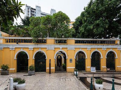 Biblioteca Sir Robert Ho Tung Library Building in Macau
